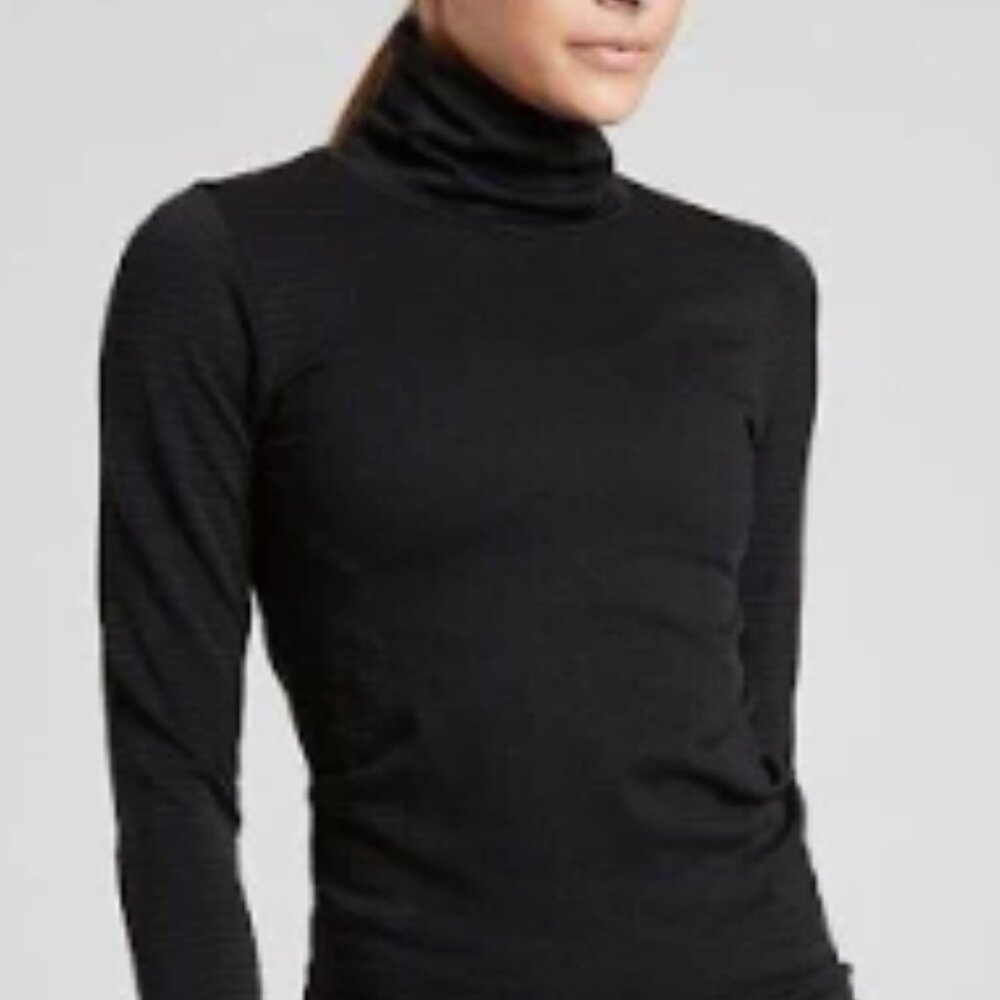 Athleta Flurry Blizzard Rib Turtleneck, black, size M